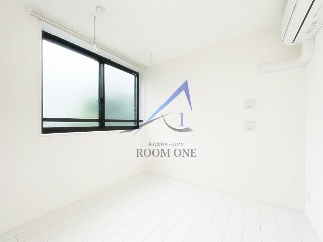 Ｆｏｒｔｅ　Ｈｉｇａｓｈｉ－Ｋｏｅｎｊｉの居間・リビング|洋室のお部屋です。