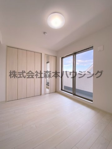 【寝室】 | 　ピレーネ北条Ⅴ | 寝室にいかがでしょうか