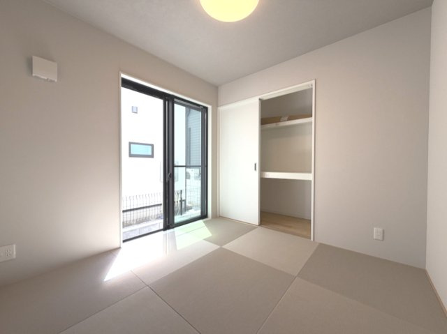 あきる野7期の和室|畳の香りに包まれる落ち着いた和室。寝室やキッズスペース、来客用など多目的に活躍します。