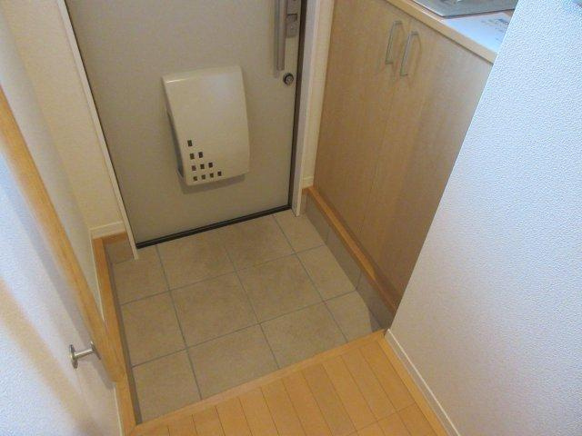 レジデンス永尾Ａ棟の玄関