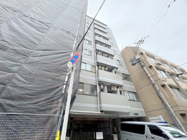 ジオナ新大阪の外観