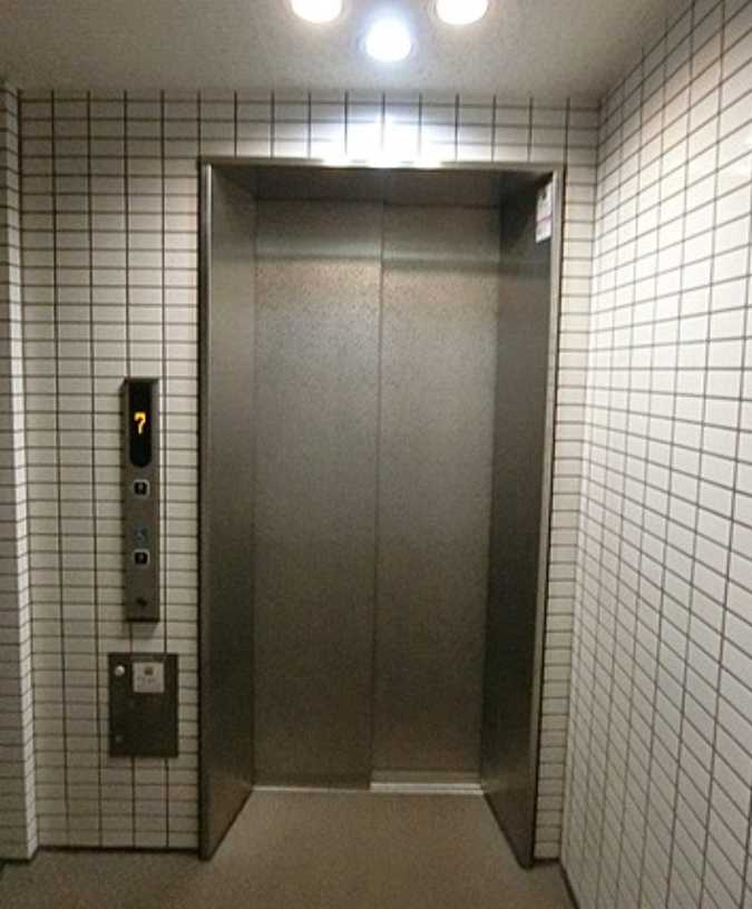 レジディア三軒茶屋Ⅲ　１Fコンビニ　陽当たり良好　礼金０のその他共用部分