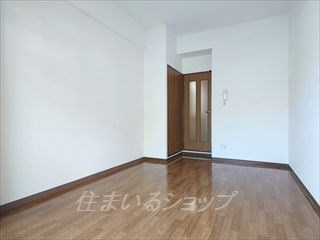 ＯＮビルの寝室
