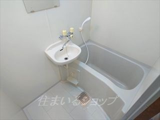 ＯＮビルの浴室