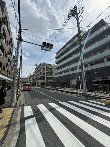 コンフォリア・リヴ志村三丁目の周辺
