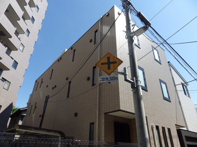 Pelerin千石の外観