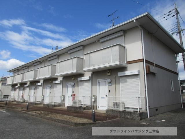 JAメゾンしばまちB棟の外観