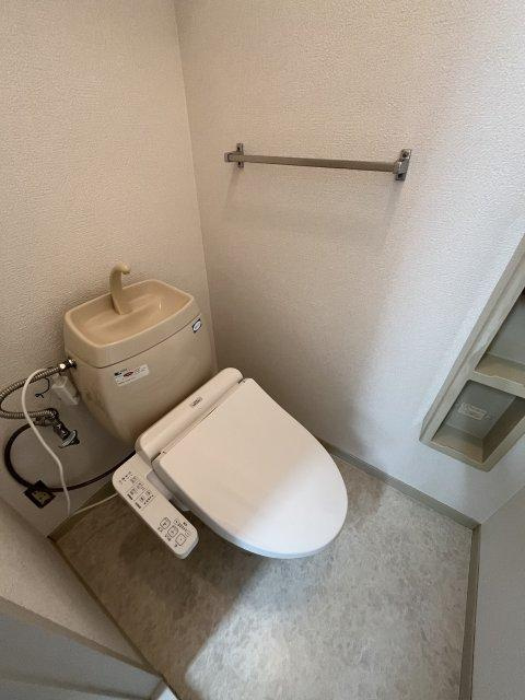 JAメゾンしばまちB棟のトイレ