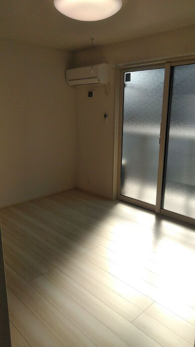 D-room千石の洋室