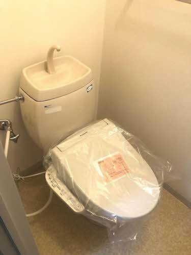 JAメゾンしばまちB棟のトイレ