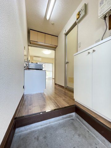 グランドール東所沢の玄関|※画像は同物件別室となります。