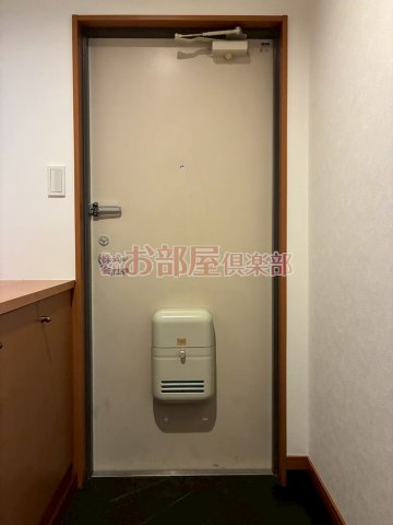 センタービレッジ本町の玄関