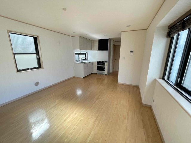 港区西麻布２丁目中古戸建の居間・リビング