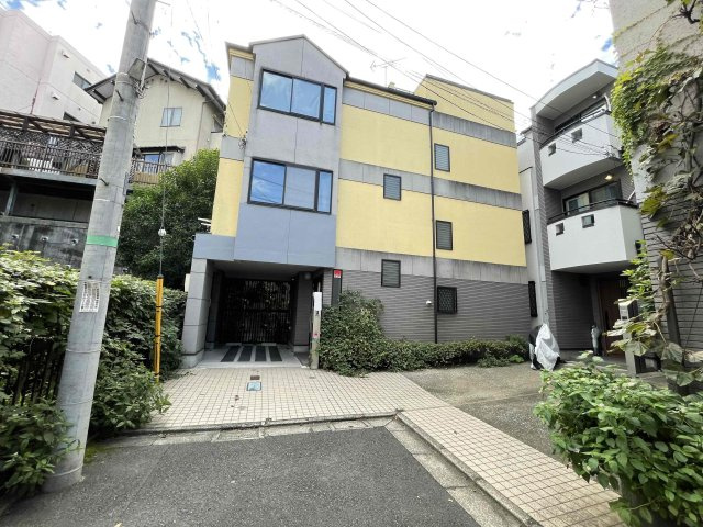 港区西麻布２丁目中古戸建の外観
