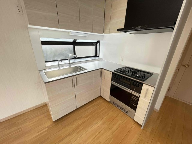 港区西麻布２丁目中古戸建のキッチン