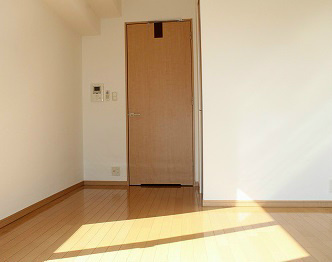 【居間・リビング】アーバングリーン神戸元町(旧アーデンタワー神戸元町)
