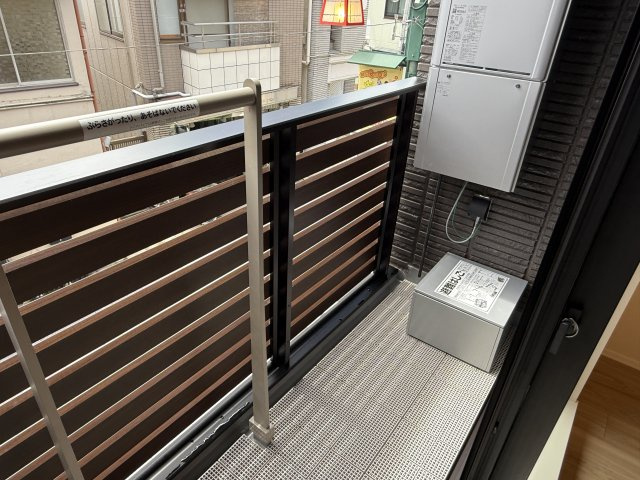 メゾンアノールのバルコニー
