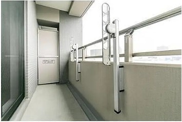 千代田区神田錦町１丁目の賃貸マンションのバルコニー