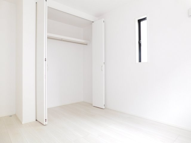 名古屋市東区矢田３丁目の新築一戸建の洋室|◇洋室◇　　南面で明るい洋室５．４帖　全居室収納完備！