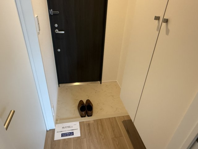 Ｒｅｓｉｄｅｎｃｅ　ｋｏｔｏｂｕｋｉの玄関|同建物別室参考写真