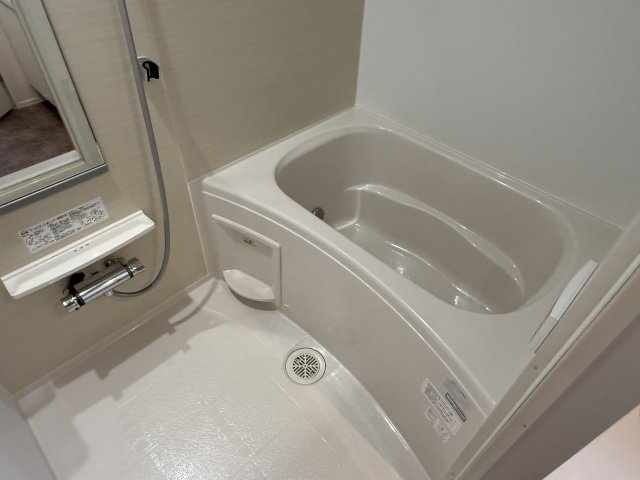 Ｒｅｓｉｄｅｎｃｅ　ｋｏｔｏｂｕｋｉの浴室|同建物別室参考写真