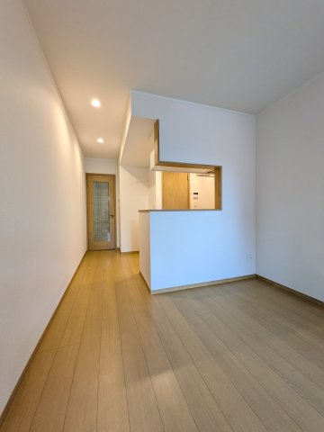 【居間・リビング】 | Soga Architect BLDⅡ | きれいな内装のリビングです