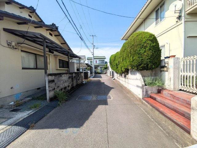 三町2丁目土地の前面道路含む現地写真