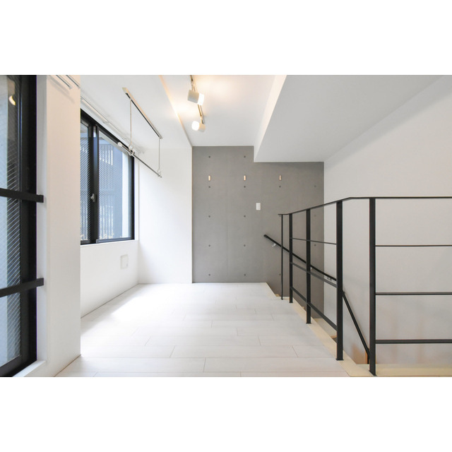 ＬＥＧＡＬＡＮＤ市谷薬王寺の間取り