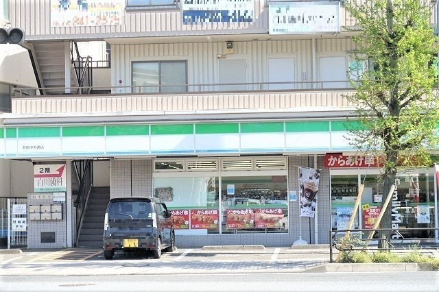 ガーデンヴィラの周辺|コンビニ「ファミリーマートまで455m」