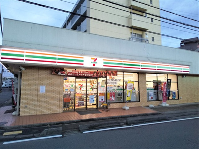 セブンイレブン 志木愛宕通り店まで130ｍ