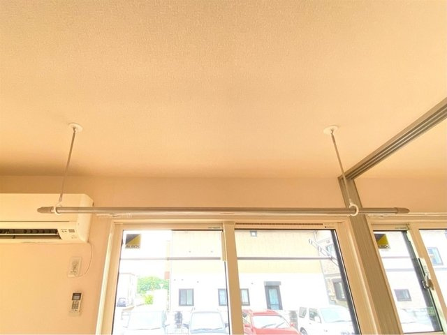 プレシャス　Ａのその他|雨の日も安心室内物干し