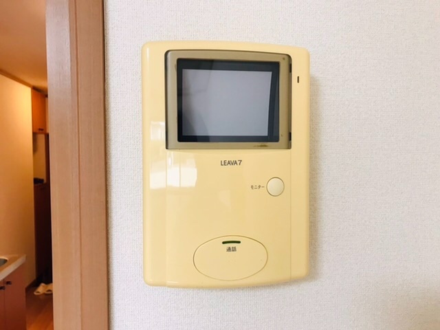 ガーデンヒルの内装|カメラ付インターホン