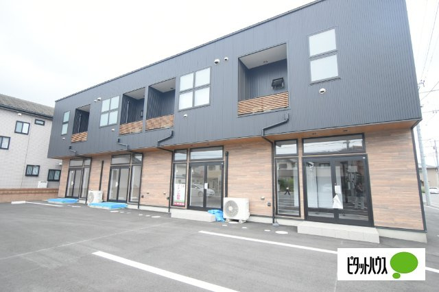 アステール岩神スクエアの外観