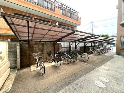 ★屋根付駐輪場★（空き状況・使用料等詳細はご確認下さい）