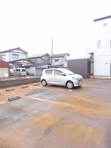 カルペ　ディエムの駐車場
