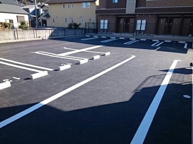カンタービレ西浜Ⅰの駐車場