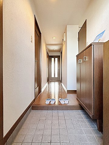 エスポワール丸新の玄関
