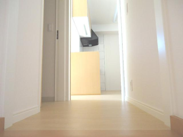 アンビシャス千葉城前の内装|廊下
