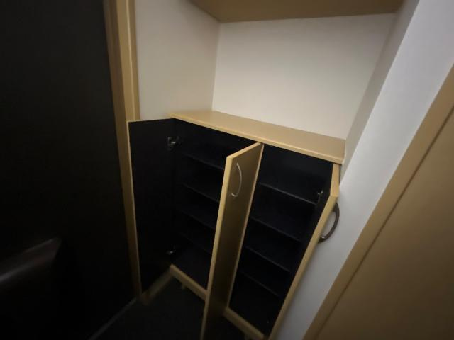 サクラスクェアの玄関|下駄箱