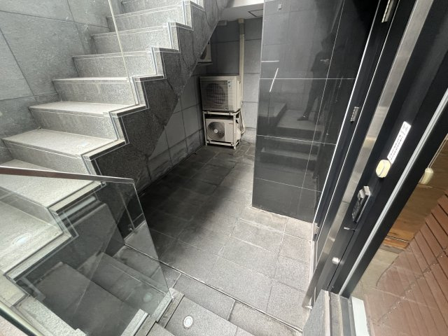 港区麻布十番２丁目の賃貸マンションの外観