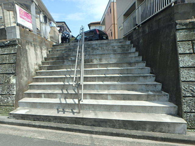 共用階段