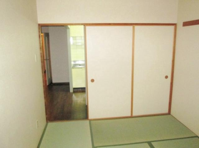 ロイヤル二俣川Ｂ棟の収納