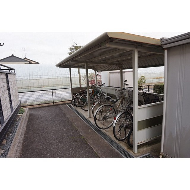 アヴェニール幸B棟のその他