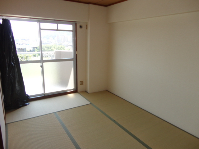 リヴェール三室の内装