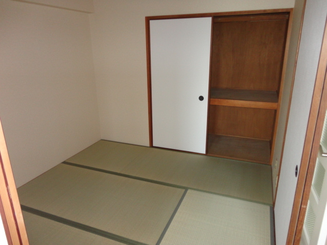 リヴェール三室の内装