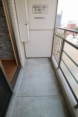 【バルコニー】 | リバティ神屋