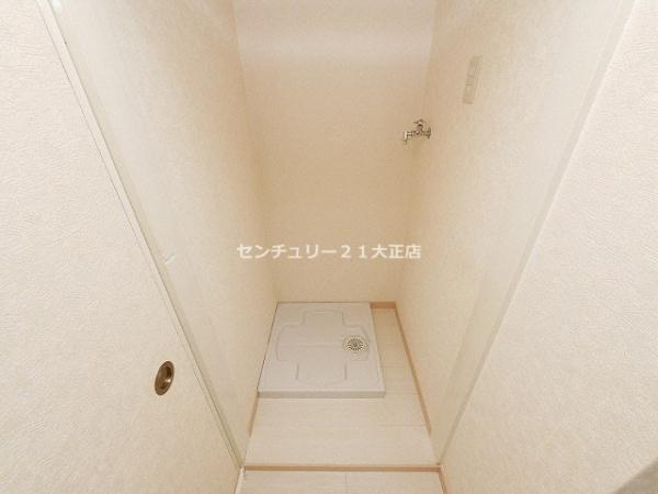 大阪市港区市岡１丁目の賃貸マンションの居間・リビング|★室内洗濯機置き場★