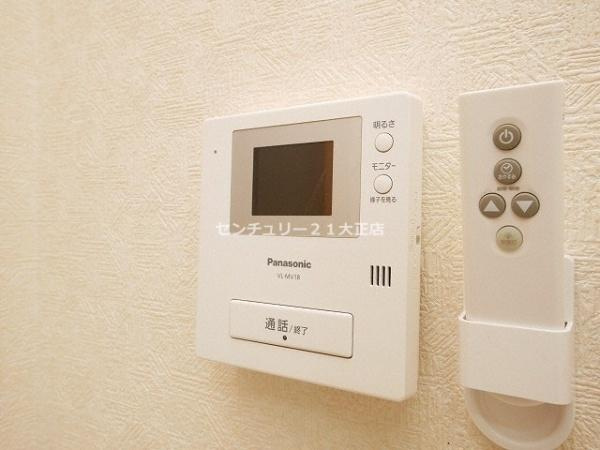 大阪市港区市岡１丁目の賃貸マンションのセキュリティ|★ＴＶモニター付きインターホン！★