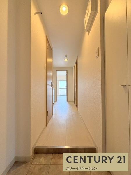 M’sPalazzＯ UNIVERSALの玄関|★明るい洋室★