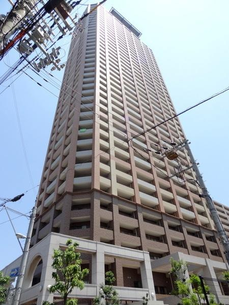 キングスクエアランドレックスＣ棟の外観|４１階建のタワーマンション！